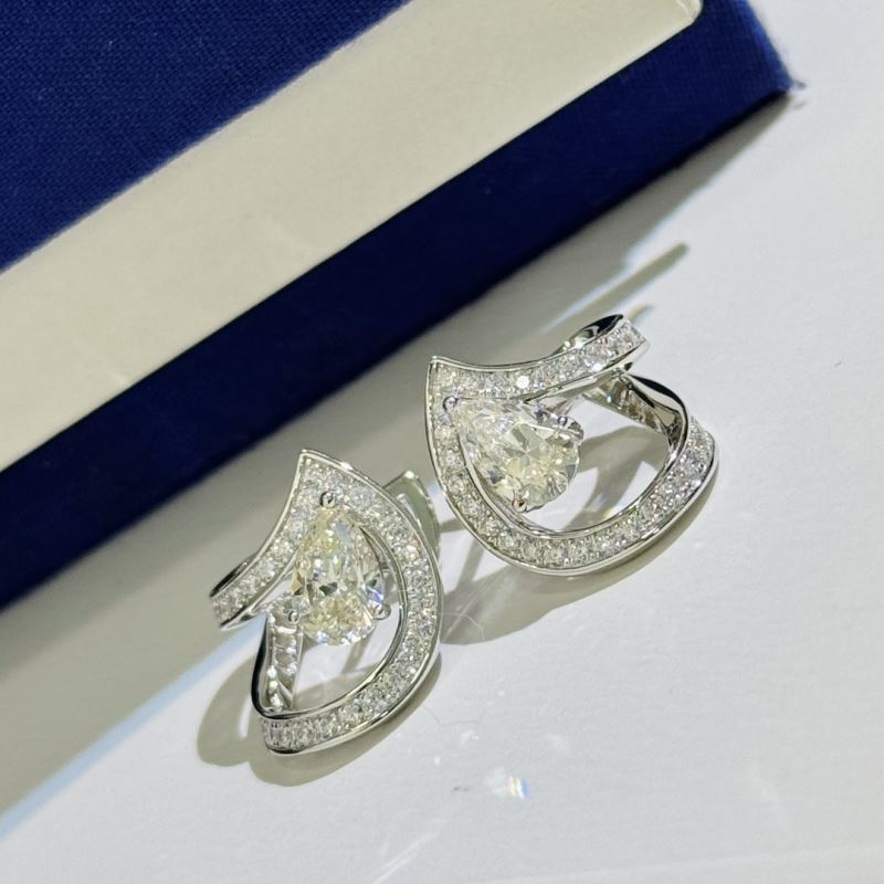 CHAUMET